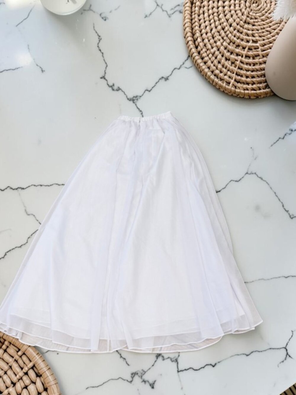Azazie White 2 Piece Chiffon Maxi Skirt and Lace Bralletee Size 6 - Picture 4 of 14
